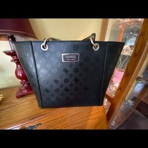 Guess Tote